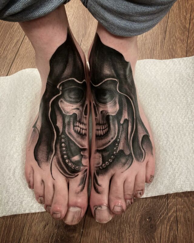 Such a killer #skull #foot #tattoo that #teamwipeoutz #artist  @michaelperryart created using #mdwipeoutz #tattootowels. Be sure to visit  ... | Instagram